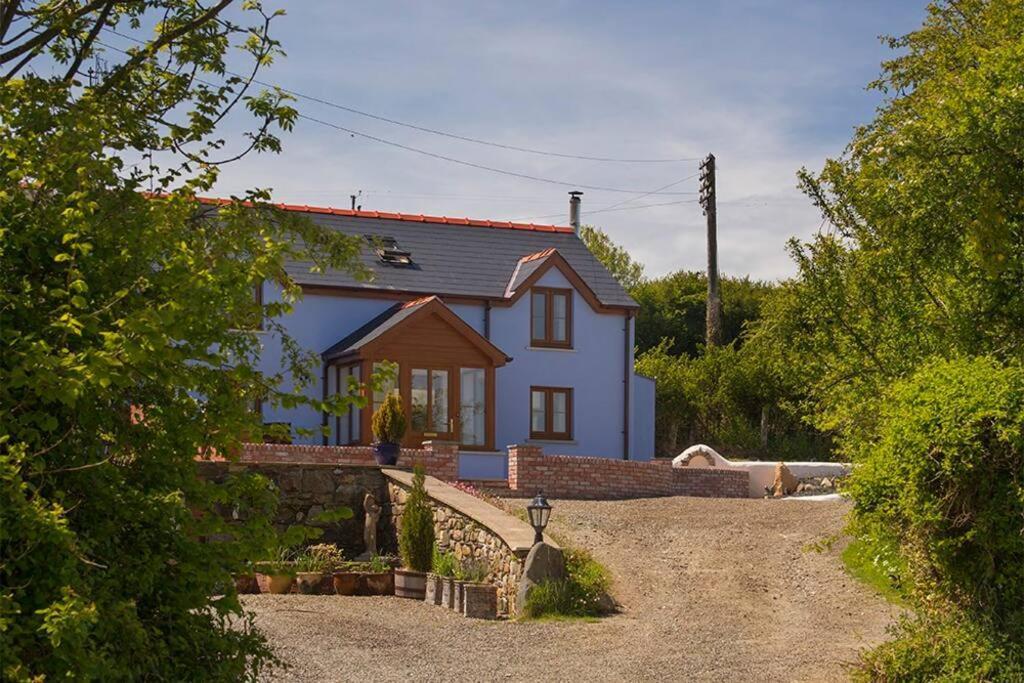 Ty-Hapus Cottage Jordanston エクステリア 写真